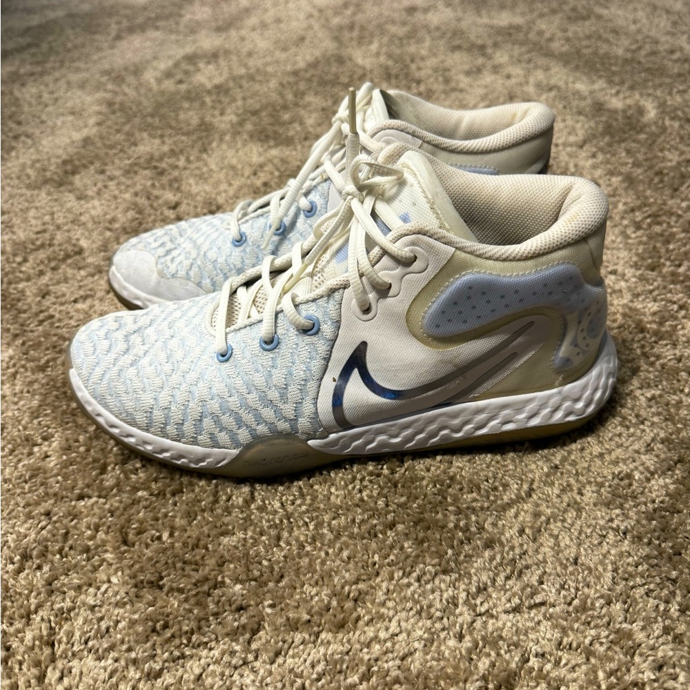Nike basketball shoes